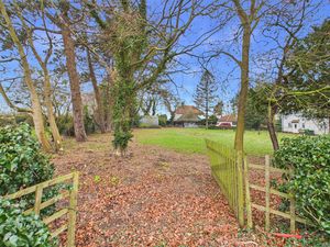 Plot - available via separate negotiation- click for photo gallery